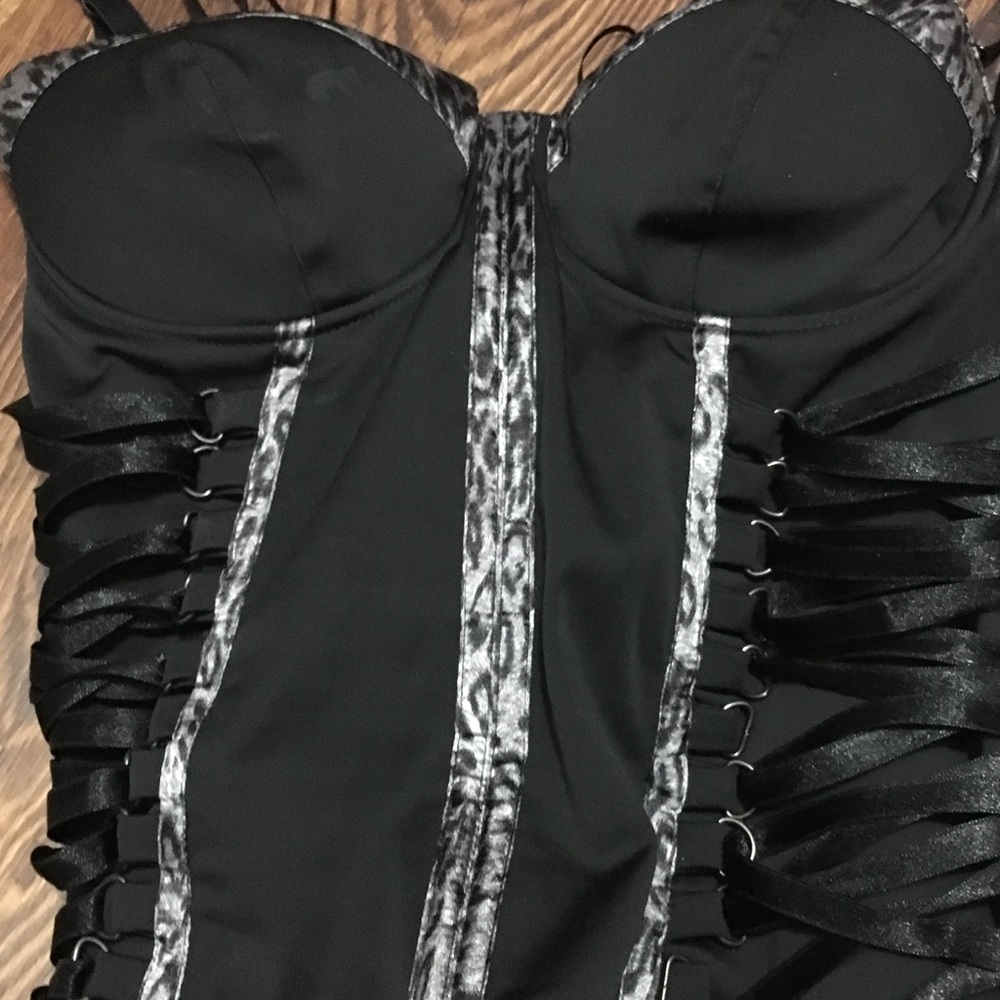 Guess corset size medium stretch